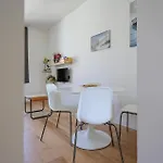 1 Bedroom Amazing In شقة أوستيند