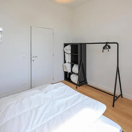 1 Bedroom Amazing In Apartment Ostend