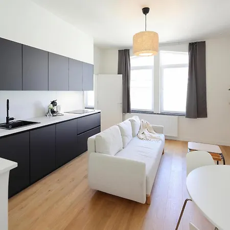 Apartment 1 Bedroom Amazing In *
